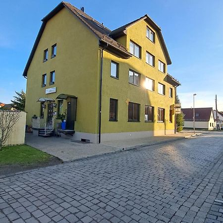 Hotel Garni Pension Zur Lutherstadt Lutherstadt Eisleben Exterior foto